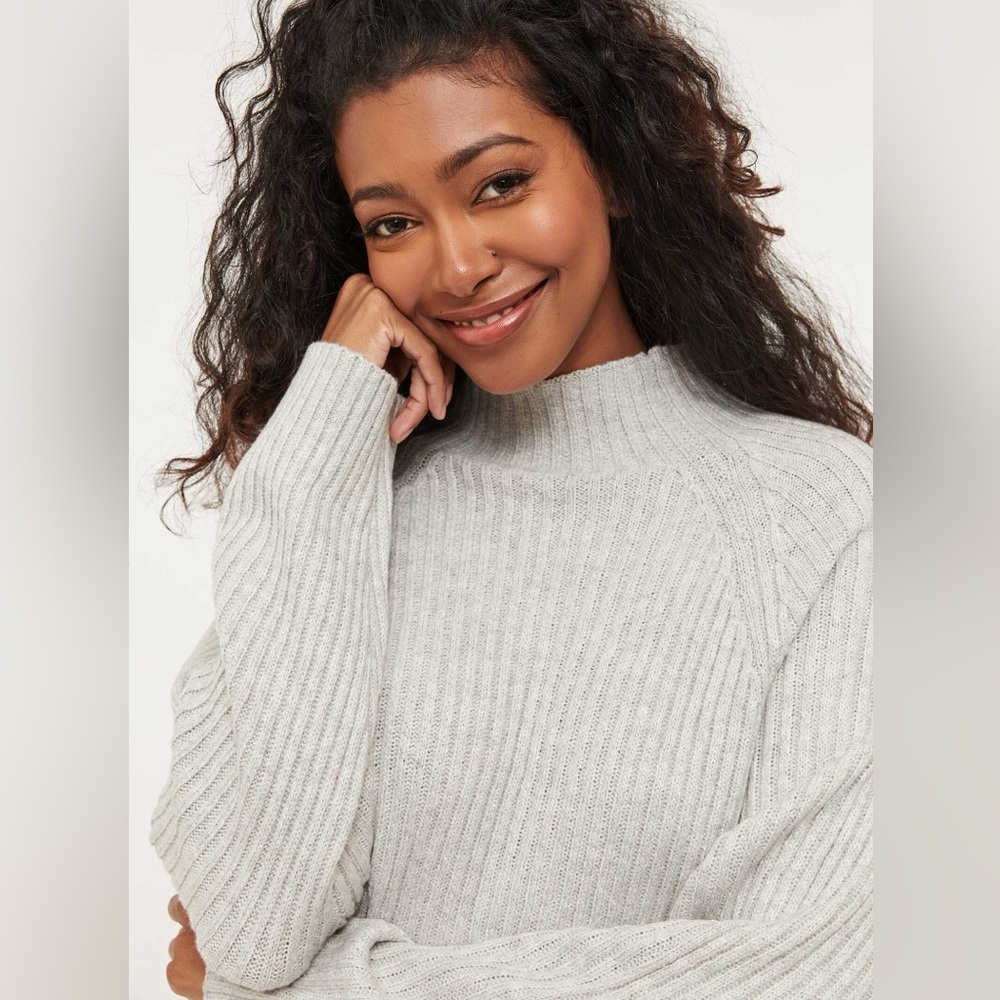 GAP, Grey Knit, Mock Neck Tunic Sweater - Picture 2 of 9